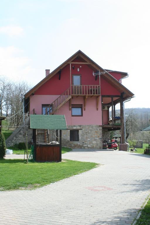 Gadányi Vendégház és Lovarda Komló Exterior foto